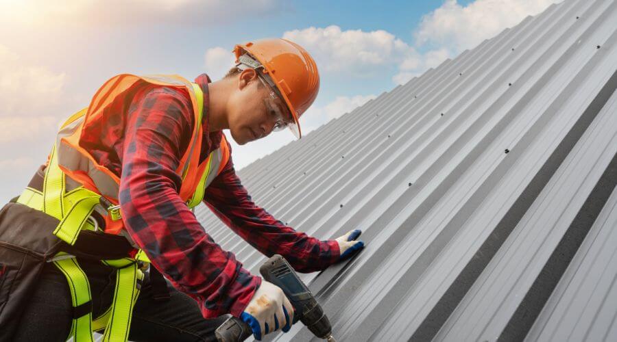 Expert top industrial roofings services in Bay City, WI